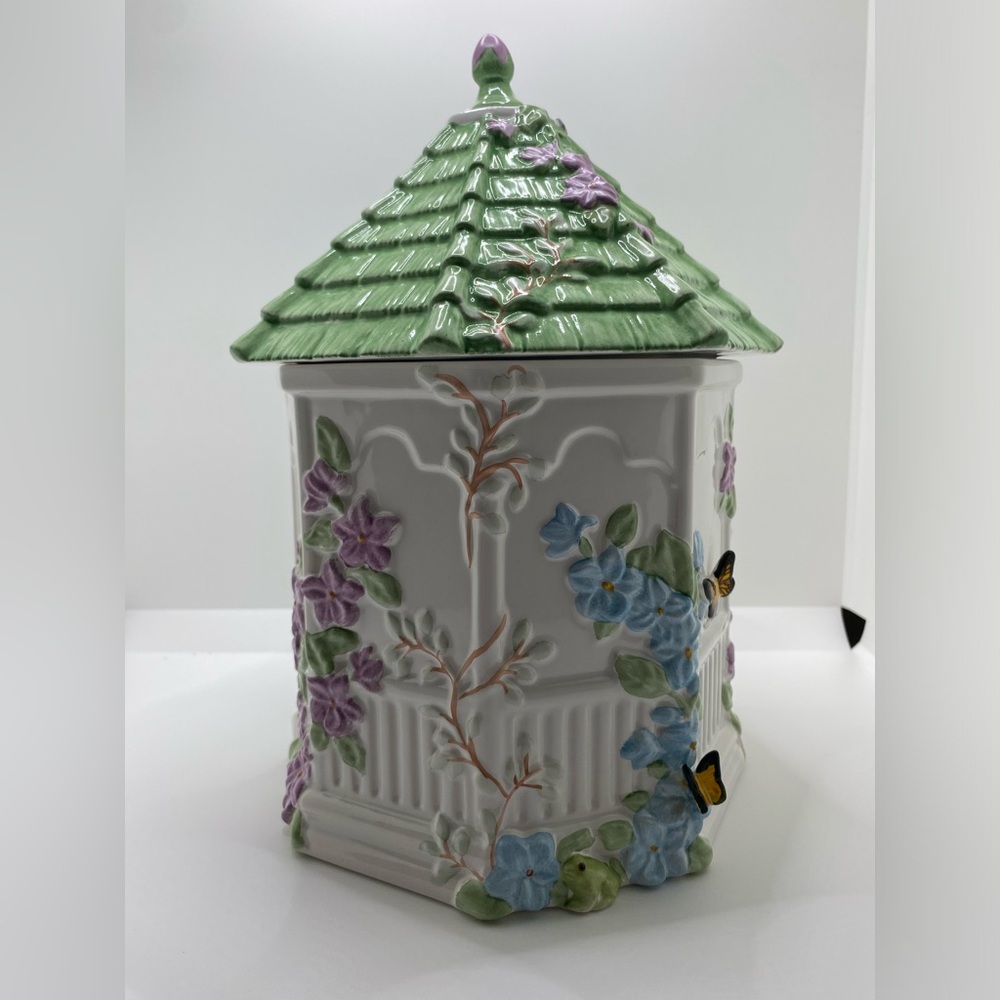 Lenox butterfly meadow cookie jar with broken butterfly wing